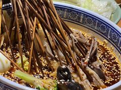 -大众跷脚牛肉馆·非遗传承单位(峨眉山店)