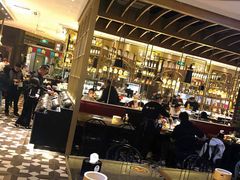 大堂-钱小奴海鲜自助黑金店(杭州滨江龙湖店)