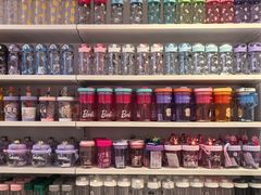 -名创优品(山东青岛华润万象城店)