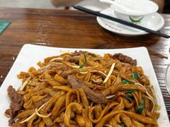 干炒牛河-南记食粥坊·宵夜大排档(莲花店)
