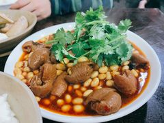 红烧肥肠-梯坎豆花