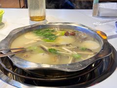 牦牛肉糖果-牛得很·鲜牦牛肉烧烤·牛羊肉菌汤锅(康定店)