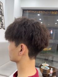 -尤司男士国潮理发馆