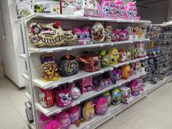 -玩动奇季品牌玩具超市