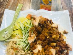 咖喱脆皮鸡饭-张秀梅烤肉拌饭脆皮鸡饭