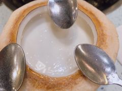 -烹然四季椰子鸡火锅(团结湖总店)