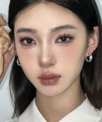 -明天见·化妆造型工作室