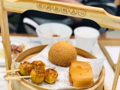 酥皮山楂叉烧包-蔡澜点心·粤菜(月星环球港店)