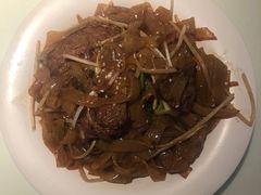 招牌干炒牛河-新大咀港式茶餐厅(宝山万达店)