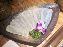 -老牌坊云南鱼豆花火锅(哈西万达店)