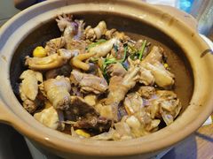 -齐齐衮·廟街生蚝雞煲(荔湾地铁站店)