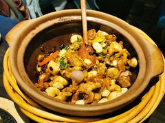 啫啫牛蛙煲-鹊玥·粤菜小馆(汇智国际商业中心店)