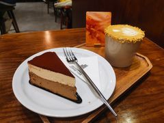 提拉米苏-DECAMERON十日谈(卓悦汇店)