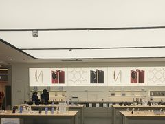 -华为授权体验店(中山公园来福士)