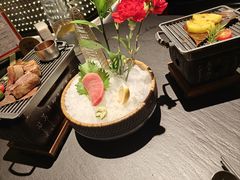 -蟹犇前•帝王蟹雪蟹(陆家嘴店)