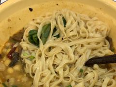 -攉转金牌豌杂面(安泰店)