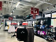 -首创奥特莱斯(西安店)