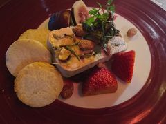 -Golden Lily河内巴黎法越料理餐厅(建国西路店)