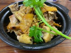 -亚忠小吃店(曾厝垵店)