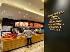 -星巴克臻选(华堂·新辰汇店)
