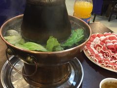 -年巴羊肉铺老铜锅(梅江店)