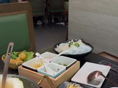 -得意咚瓜·顺德鱼生·冬瓜火锅(深圳首店)