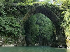 -蝶舞清江·恩施地心谷景区