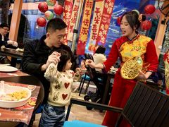 -喷泉广场餐厅·宵夜·海鲜烧烤大排档(长隆企鹅酒店)