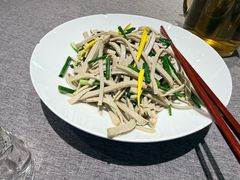 -鹊华居·地道鲁菜·海鲜·融合味(大明湖店)