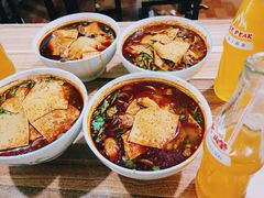 -老字号杨坡红油米线腊汁肉夹馍(东四道巷店)