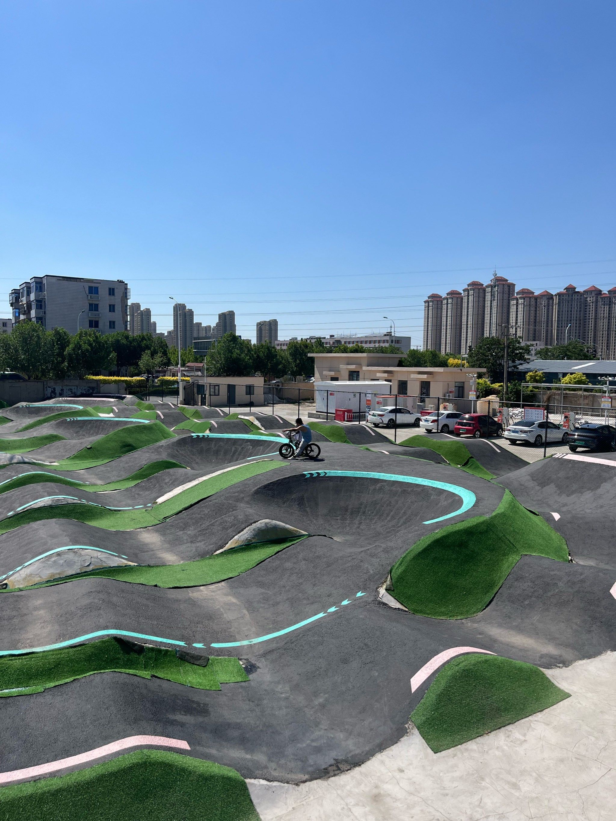 你绝对没见过的小轮车场地