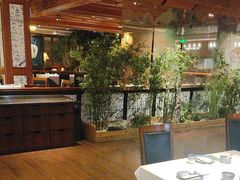 -八府香鸭·啫啫煲(华山路店)