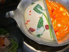 -湊湊火锅·茶憩(南京东路悦荟店)