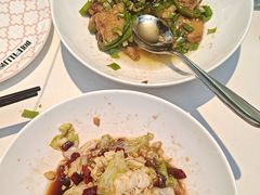 -阿瓦山寨·湘菜现炒·剁椒鱼头王(咸阳总店)