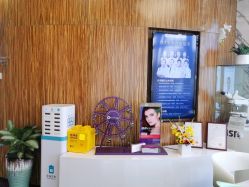 前台-比华利美容医院