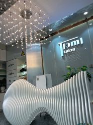 -Tloml salon