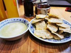 老北京炸灌肠-门框胡同百年卤煮(新街口店)