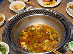 -七欣天香辣蟹火锅(上海银亿滨江店)