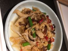-辣尚瘾·烤鱼·新川菜(交大直营店)