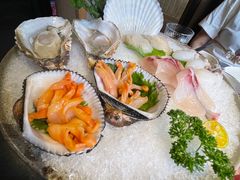 -鲜入唯煮·港式海鲜牛肉火锅(金宝街店)