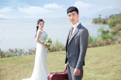 点击看大图 -挪娅婚纱摄影皇家会所