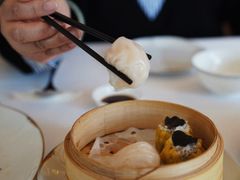 晶莹鲜虾饺-伯衡55·吉品轩(乌鲁木齐南路店)