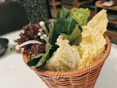 -洪氏嗨捞·猪肚鸡火锅(阳光天地店)