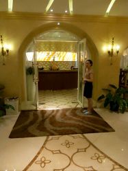 好高大尚的发廊-圣安娜美业