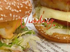 -The Habit Burger Grill 哈比特汉堡(爱琴海店)