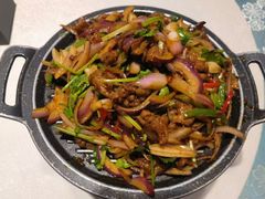 -明月食府(二区干二路店)