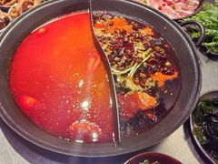 -鹿鸣山草本茶香火锅(园西路店)