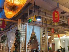 -六福酒馆(秦隆步行街店)