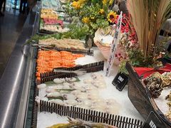 -钱小奴海鲜自助黑金店(杭州滨江龙湖店)