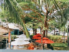 -亚龙湾亚泰商业街